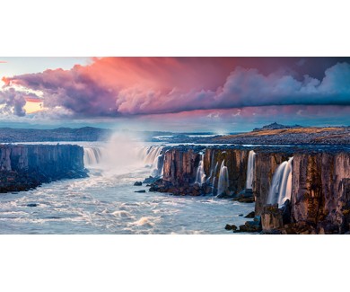 Фотообои Красивая сцена восхода солнца на водопаде Селфосс