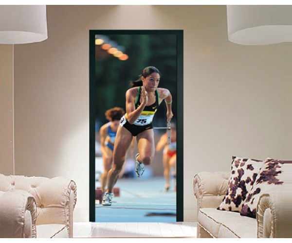 Наклейка на дверь Забег на 400 метров у женщин